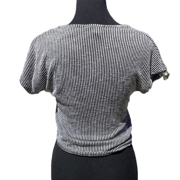 EUC! Black and white striped crop top with cute tie! - Picture 2 of 2